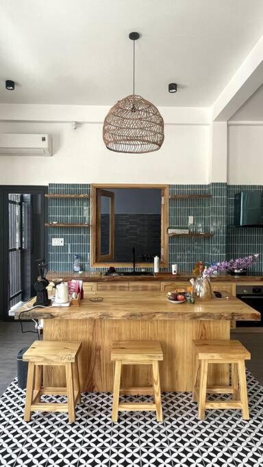 Lovely House In Kdc Hoang Quan Cai Rang Extérieur photo